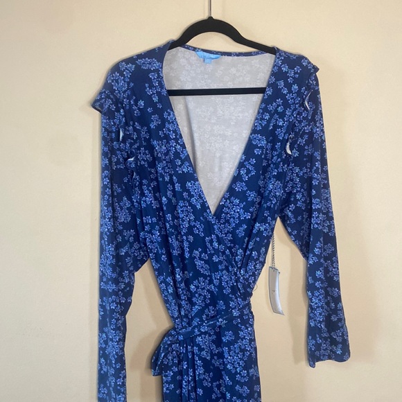 Draper James RSVP Wrap Dress - Picture 2 of 7